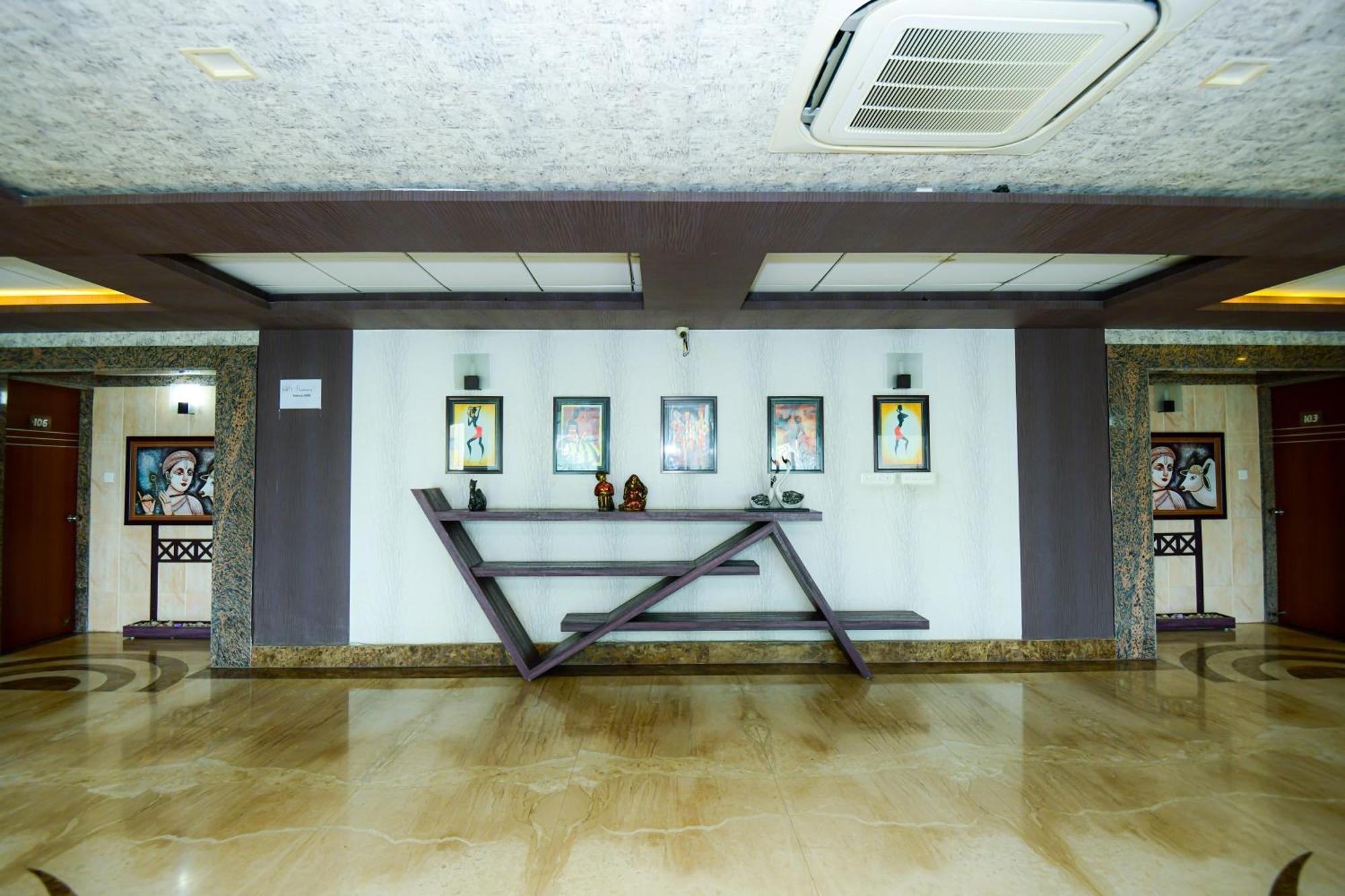 Hotel Lake View Grand Lucknow Exterior photo